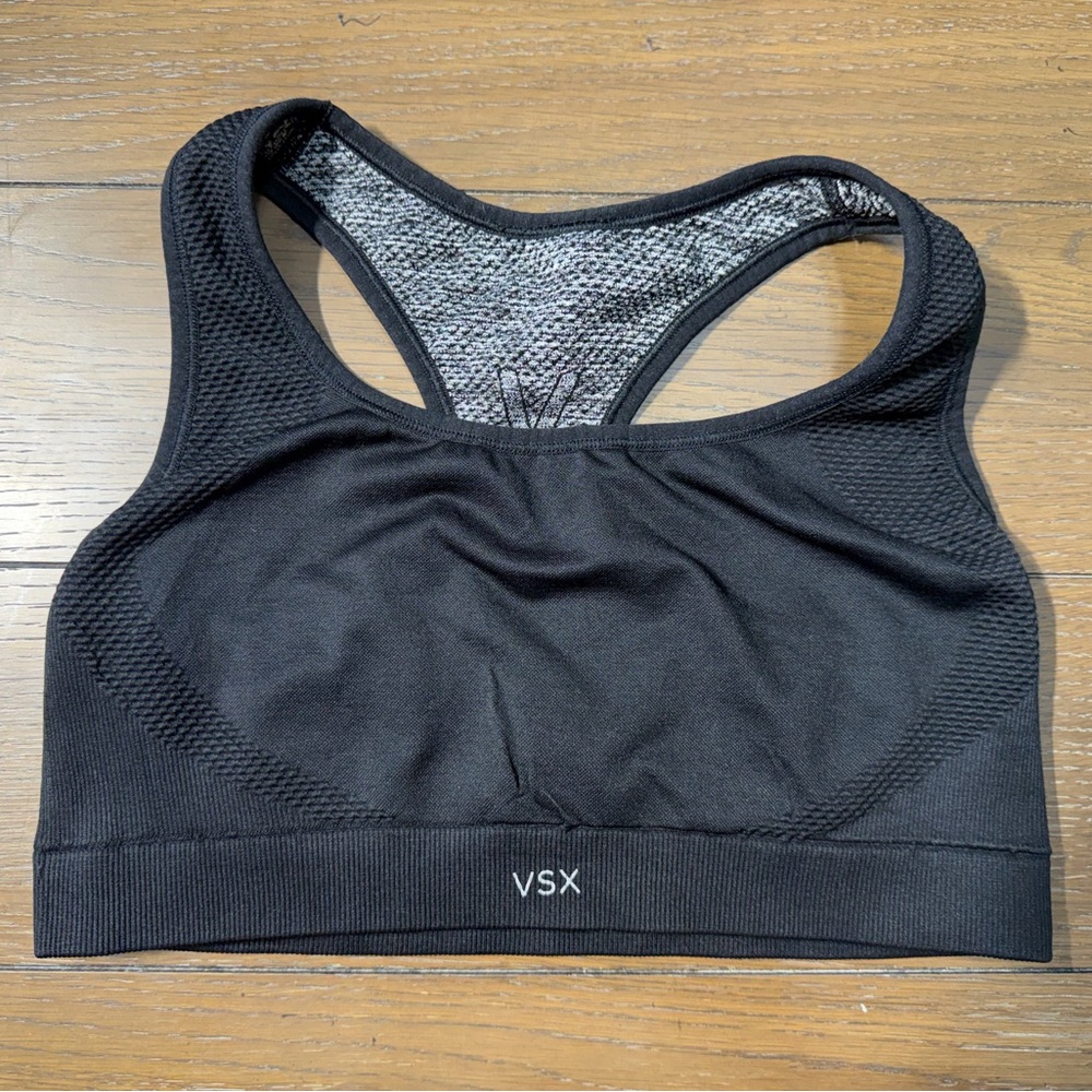 Victoria’s Secret Black Grey Reversible Seamless Racerback Sports Bra size M